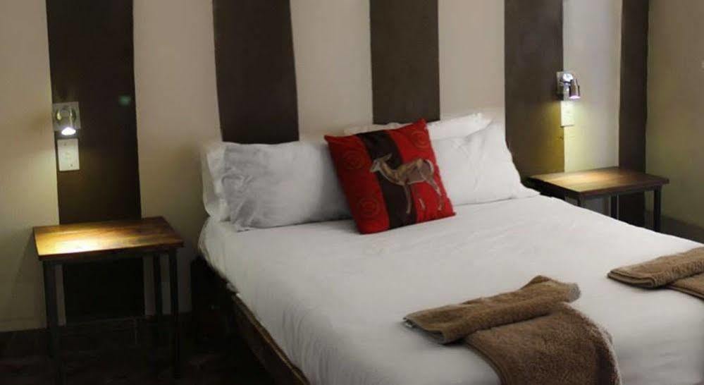 Etotongwe Lodge Outjo Exterior photo